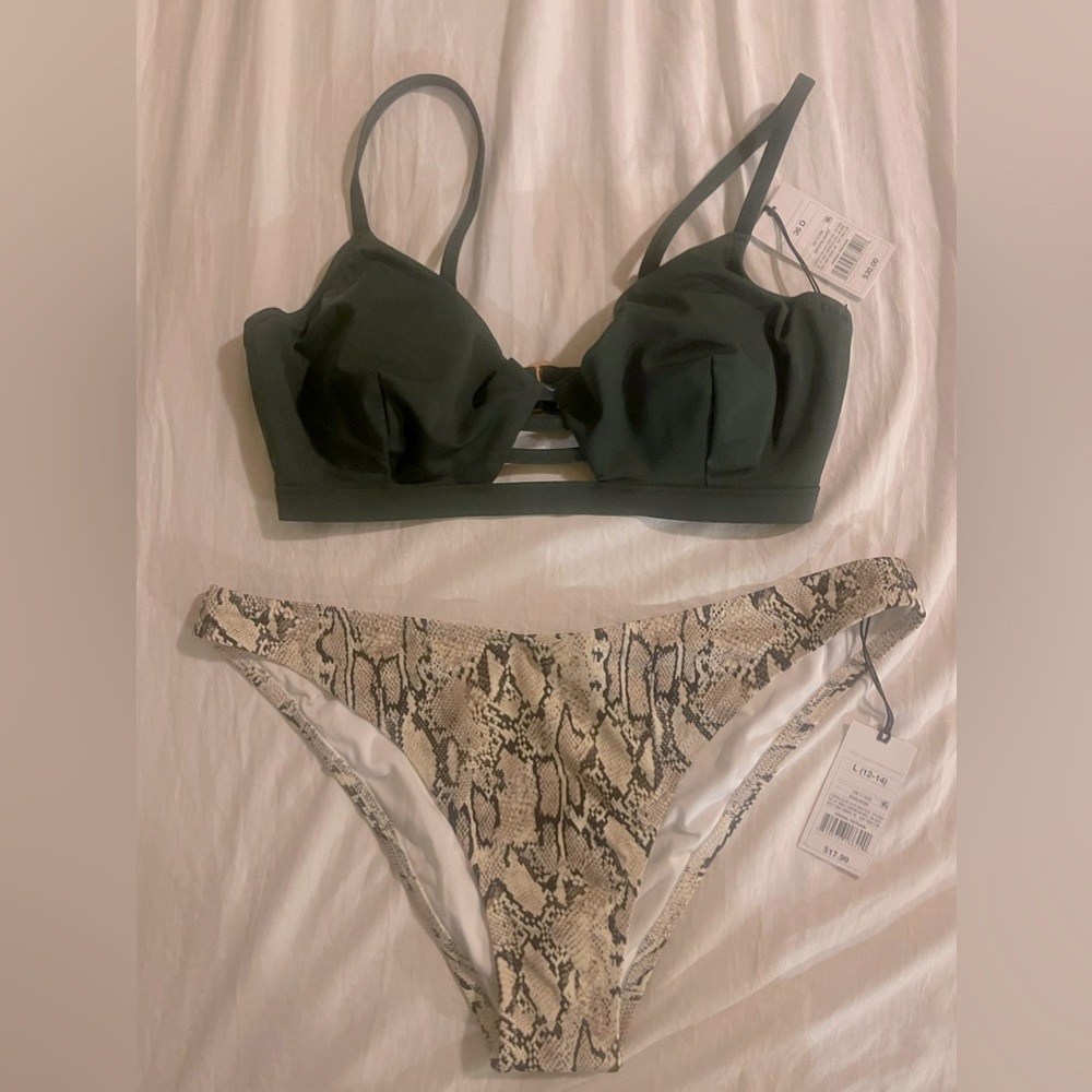 NWT! Shade & Shore swim suit size Large